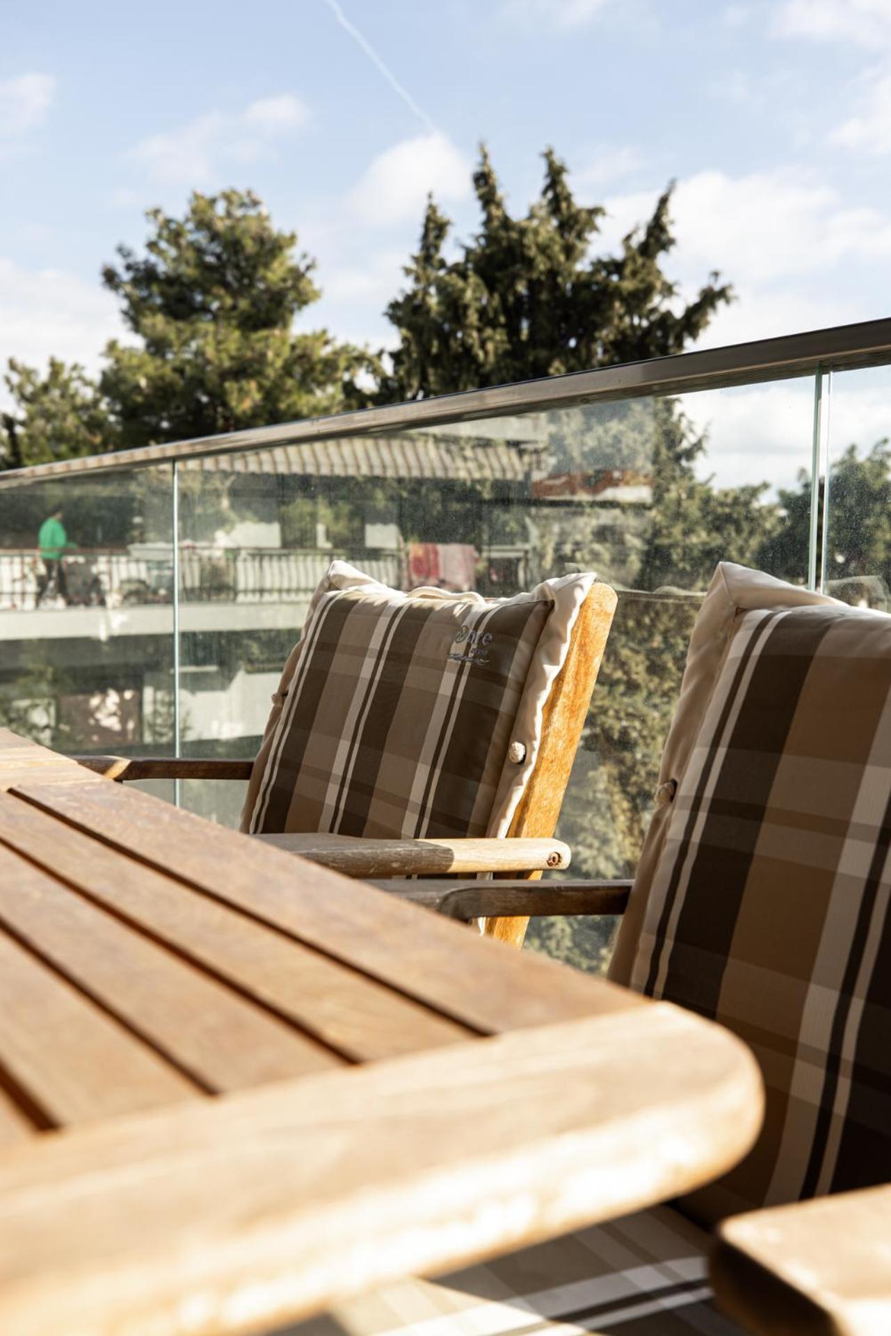 Cozy Apartment In Kalamaria, Thessaloniki Exterior photo